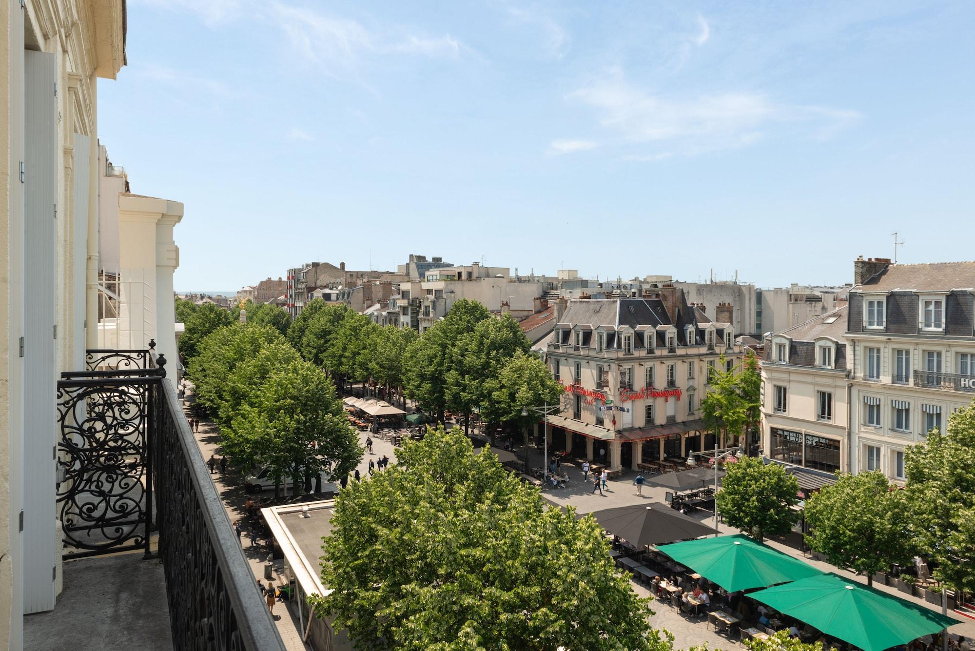 Hotel Bristol Reims Zewnętrze zdjęcie