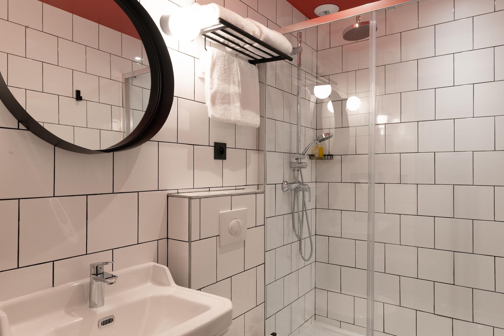 Hotel Bristol Reims Zewnętrze zdjęcie