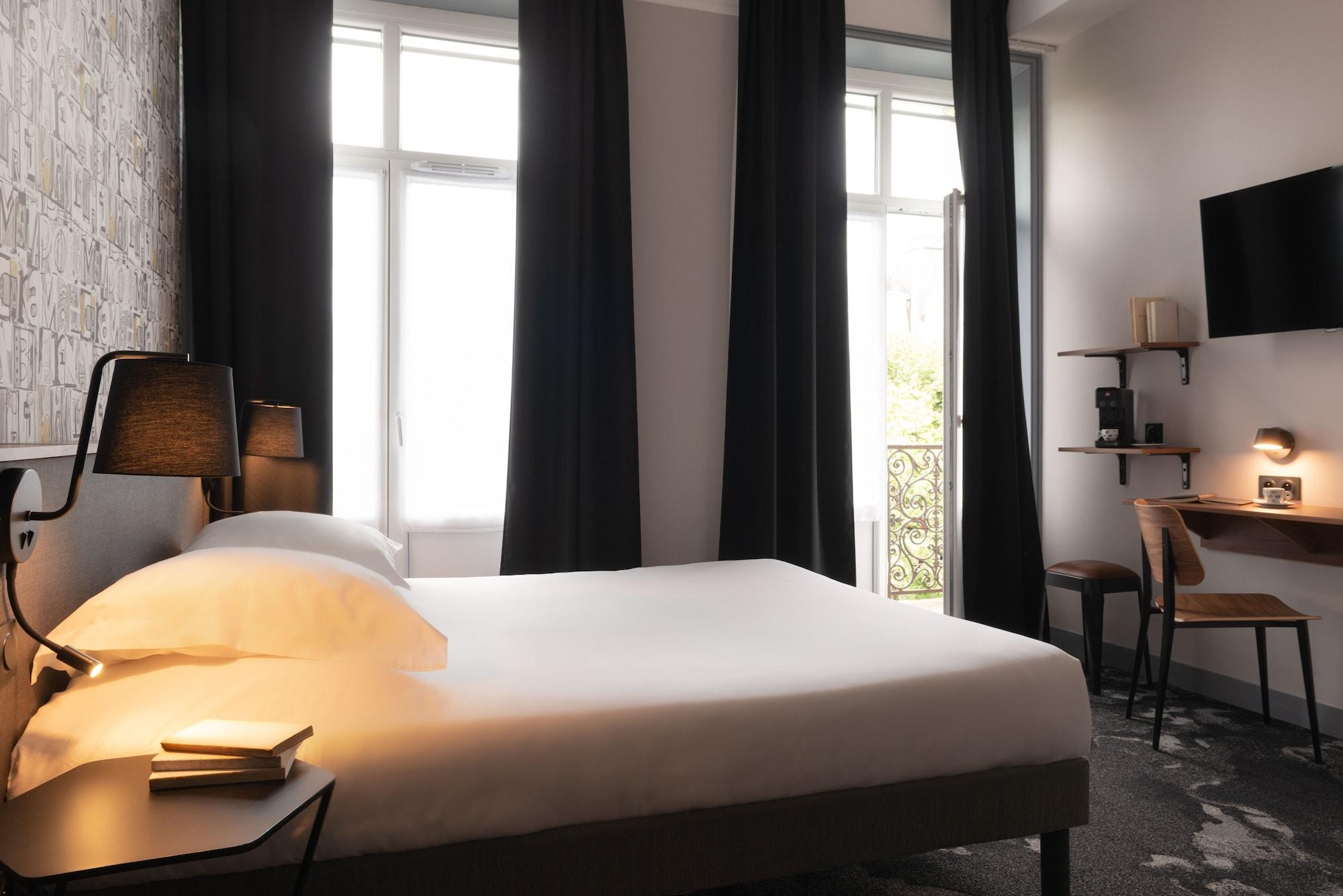 Hotel Bristol Reims Zewnętrze zdjęcie