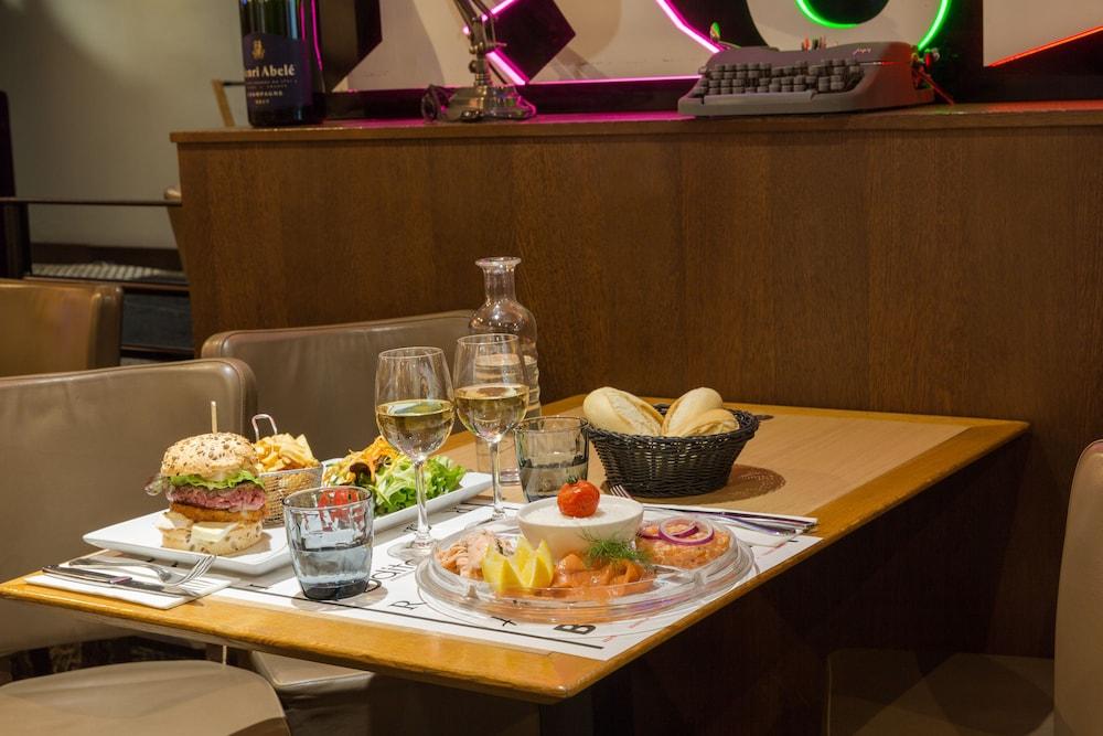 Hotel Bristol Reims Zewnętrze zdjęcie