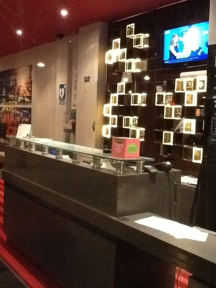 Hotel Bristol Reims Zewnętrze zdjęcie
