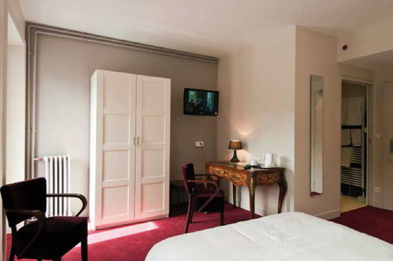 Hotel Bristol Reims Zewnętrze zdjęcie